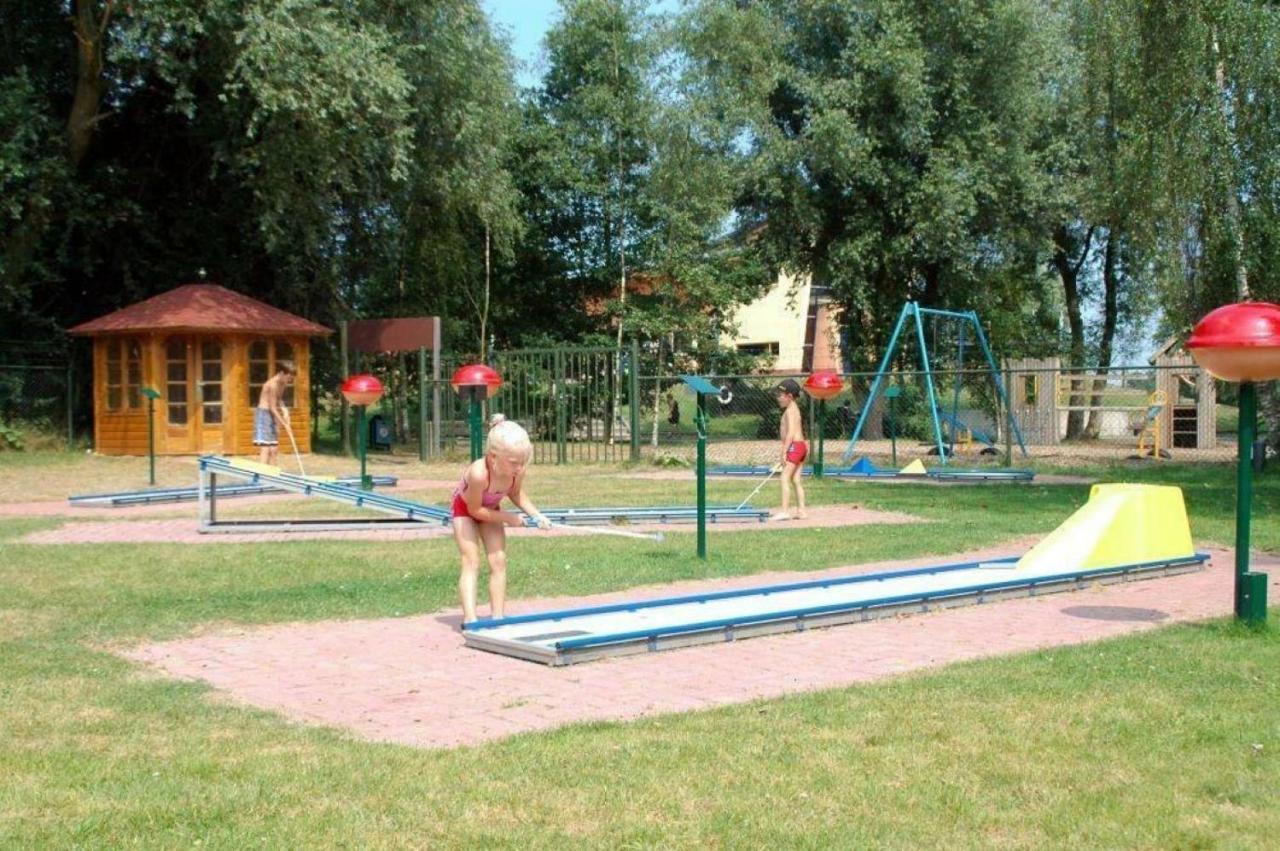 Kajuit423 6Pers 5Sterren Vakantiepark Bergumermeer Aan Het Water In Friesland Met Zwembad Βίλα Suameer Εξωτερικό φωτογραφία
